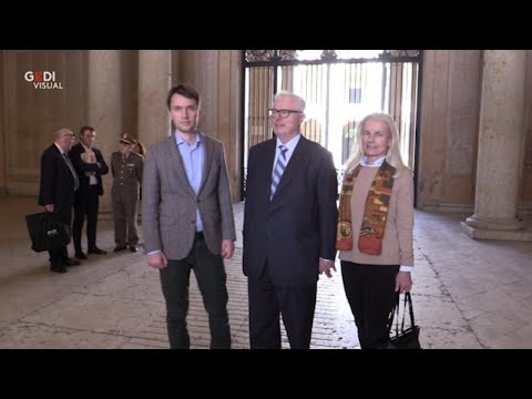 Modena, Markus d'Asburgo a palazzo ducale che fu casa della sua famiglia