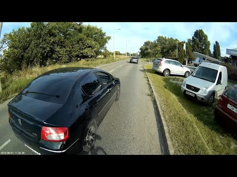 NLH-732 Tündéri centizések - Several close passes