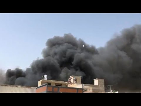 Απίστευτο! Πώς σώθηκε από την αεροπορική τραγωδία στο Πακιστάν (vids)