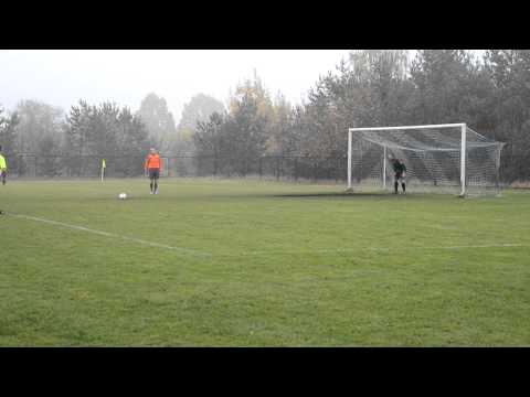 Rzut karny - LKS Dwernicki - Unia Żabików 2:1