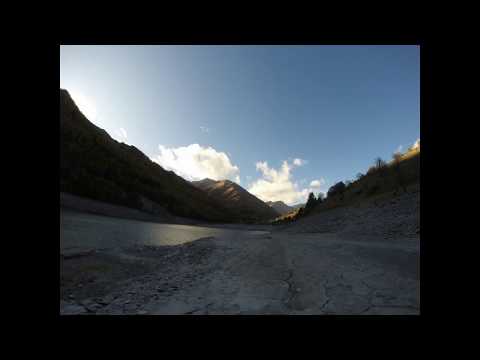 ponte chianale: lago in secca