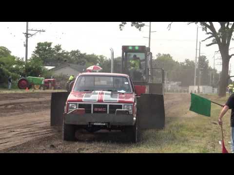 Tobacco City Truck Pullers. Footville,Wi