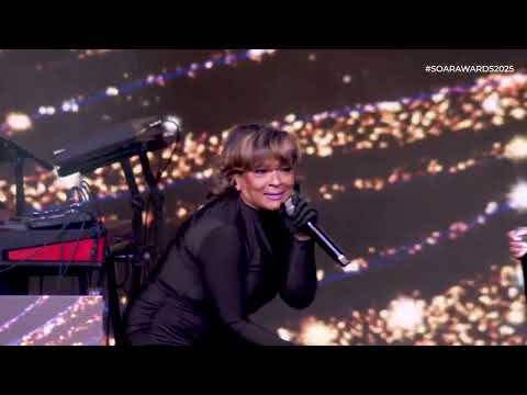 The 2025 Soar Awards Mic Toss: Lisa Page Brooks,Tasha Page Lockhart, Melvin Crispell,Yolanda Adams