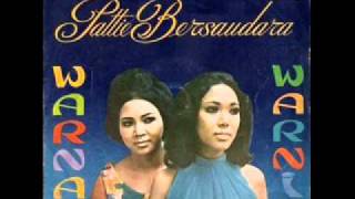 Download lagu Cinta Pertama -- Pattie Bersauadara.....Martayuda..wmv mp3 Download lagu Cinta Pertama -- Pattie Bersauadara.....Martayuda..wmv mp3