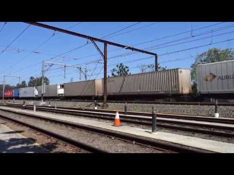 Two blue & whites  LDP002 / LDP001 with Aurizon 2MB7 - 20/10/15