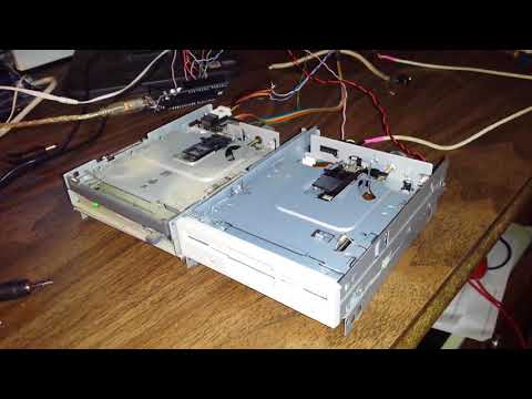 Pirates of the Caribbean - He's a Pirate, 2 Floppy Drives