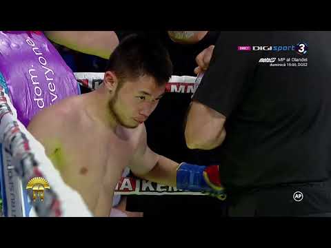 Colosseum Tournament 33: Hu Hua Long vs. Daniel Handrea