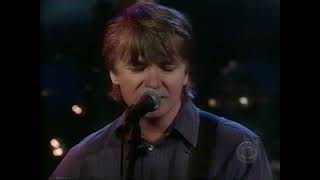 Neil Finn - Driving Me Mad (The Late Late Show with Craig Kilborn)