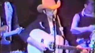 Dwight Yoakam - Rocky Road Blues