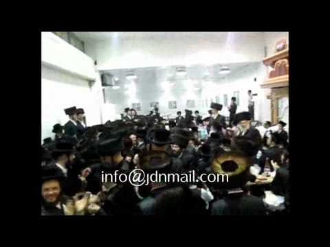 Motzoei Rosh Hashanah 5775 In Nadvorna Yerushalayim