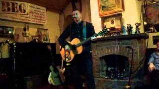 Damien Dempsey- The Rocky Road to Dublin (Clubeo @ Leo's Tavern, June 2014)