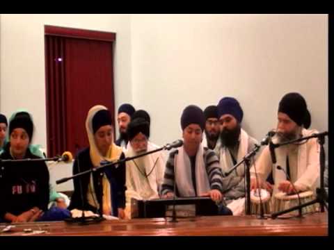 003 Windsor Raensabaayee Keertan Sep. 2013 B. Bhajneet Kaur Jee