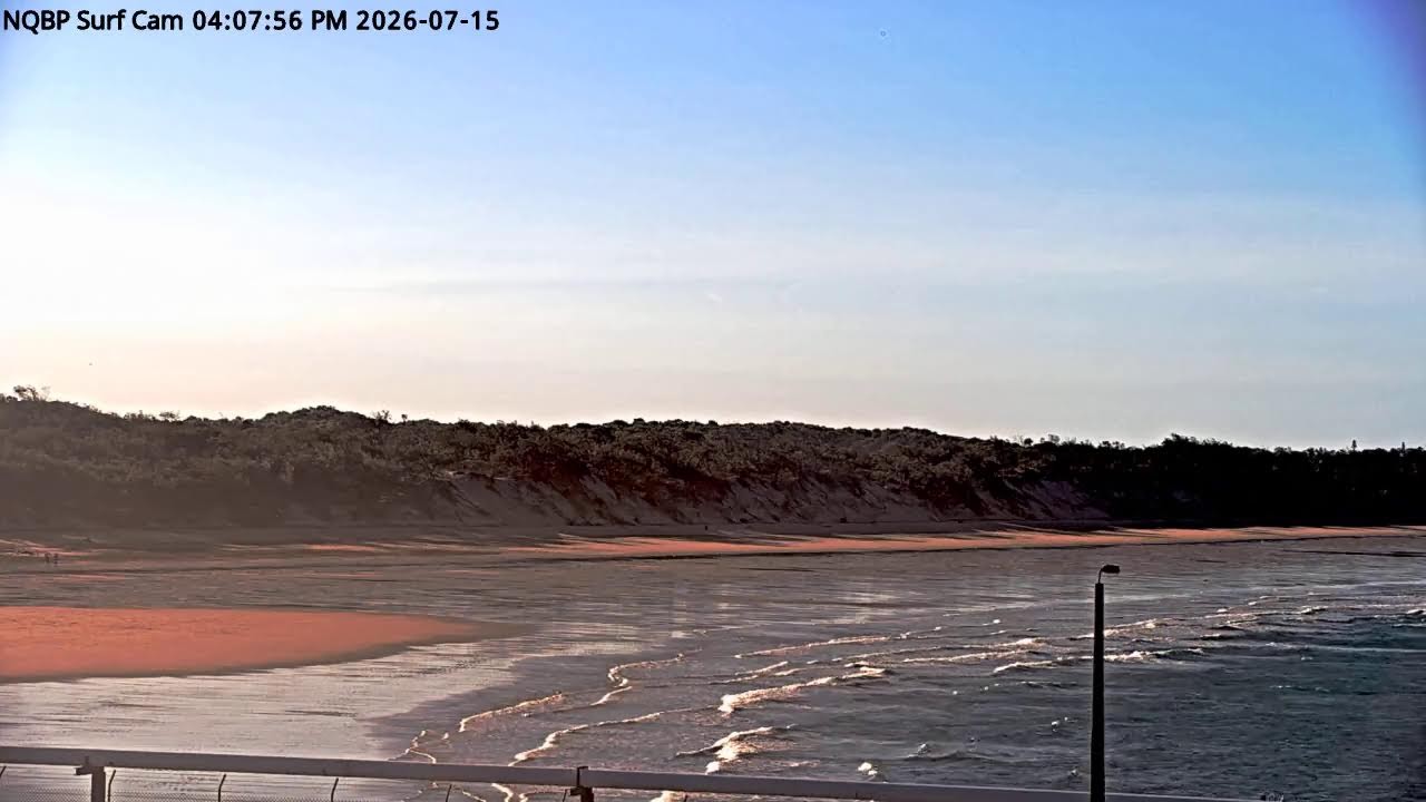 Live webcam view of North Wall Beach Surf Cam