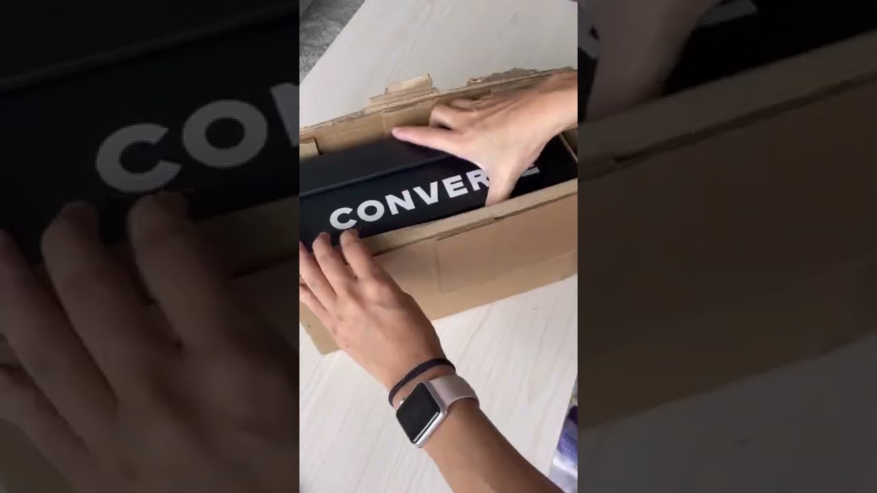 unboxing my white platform converse 🫶🏼 my go-to white sneakers! #sneakers #converse