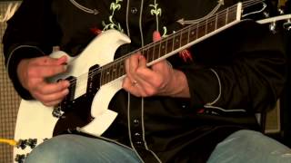 Video thumbnail for Gibson 50th Anniversary Pete Townshend Signature SG  •  SN: 122911408 by Wildwood Guitars