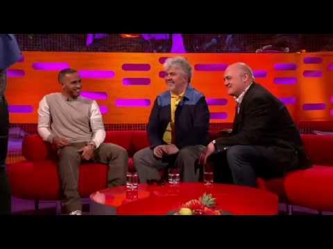 The Graham Norton Show - Lewis Hamilton - Pedro Almodóvar - Dara O'Briain - Alison Moyet op Acht