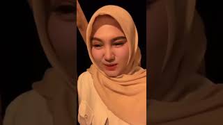 Download lagu jilbab untuk healing malam hari #coversong #tutorialhijab #hijabstyle #hijab #dressed #modelhijaber mp3
