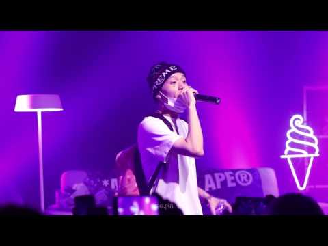 170520 Loopy - Look Around (feat. Niahn) @ 루피 단독 콘서트 CREAM