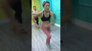 Download lagu With a slim figure, and full-body exercise, I lost weight by twisting belly fat! Wanyomori #Shorts mp3