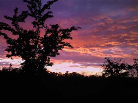 Santiago Nino & Damien Heck - Redsky (Santiago Nino Dub Mix)