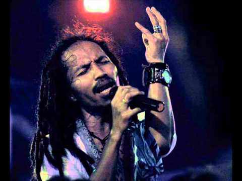 ipang feat sheila marcia - hey NEW