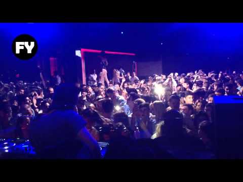 BURNS - Make It Clap @ Opium Barcelona 1/07/15
