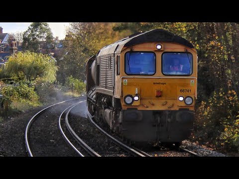 (HD) GBRf class 66741 & 66722 TnT power through Broadstairs with an RHTT working 3W01 03/11/20!