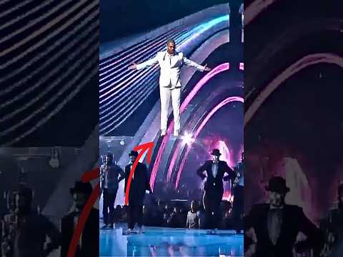 Mega Church Pastors After They Say "It's All About God."