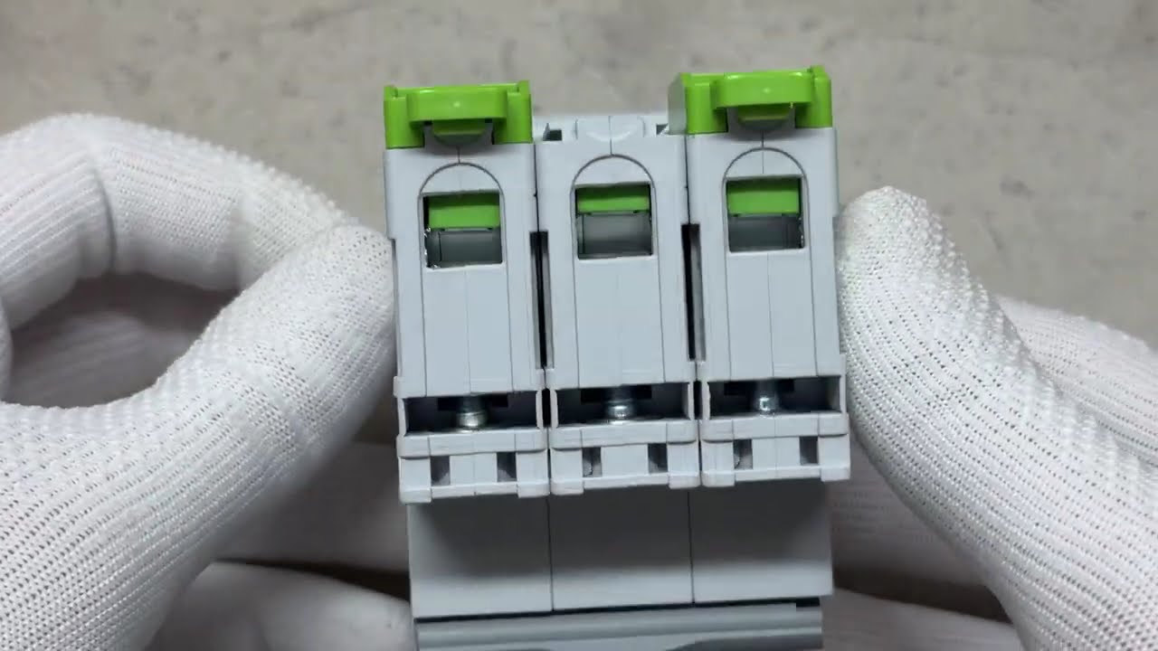 Автоматический выключатель NOARK Ex9BS 3P 6A 4,5kA C (102165)