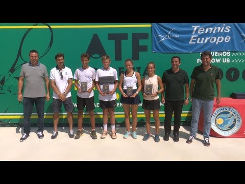 David Ferrer entrega los trofeos del “Tennis Europe Tour sub14” en La Nucía