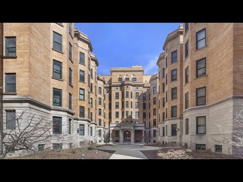 550 W. Surf Street, Unit C109, Chicago, IL Presented by Dominic Irpino.