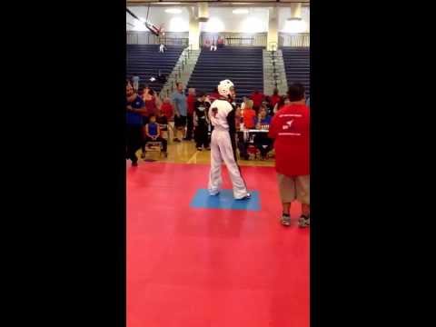 Brandon Garretson vs John Curatolo . Blitz tournament 9/14/13.