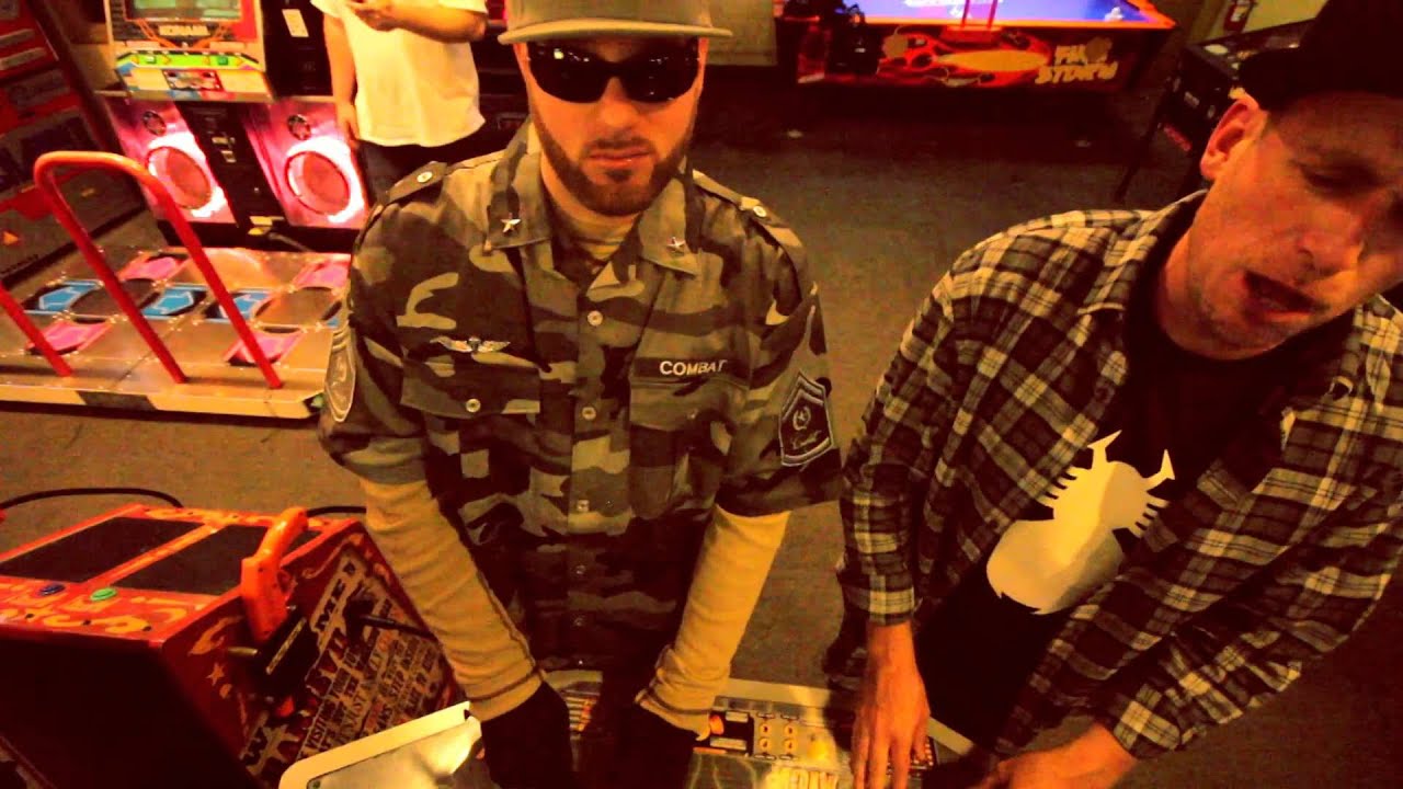 Esoteric & Stu Bangas ft Celph Titled – ”State of War”