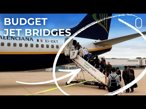 Why Some Some Airlines Will Never Use The Bridges At The Terminal