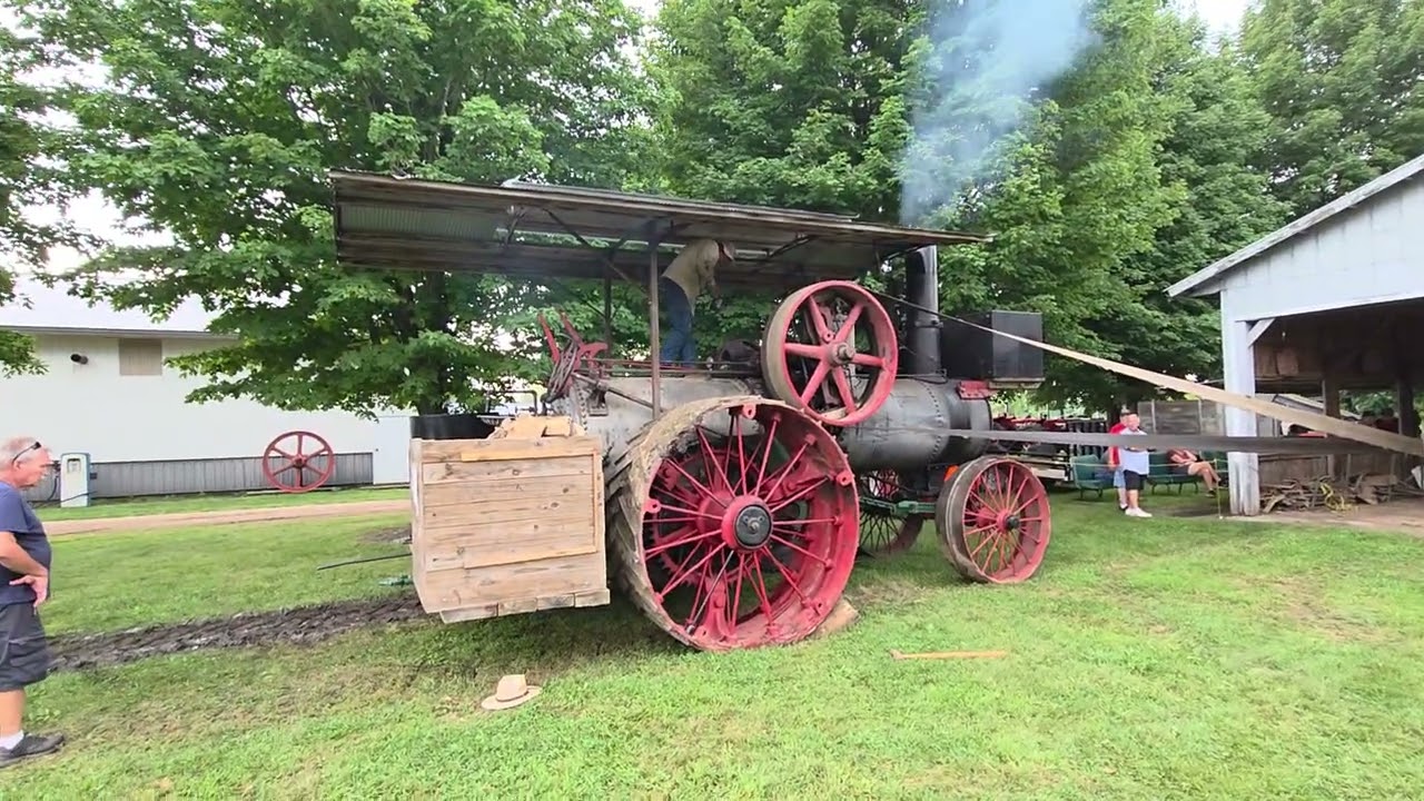 35 horsepower Advance steam traction engine. ( Butterfield  )