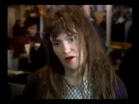 Exene Cervenka interview on 120 Minutes (1989)