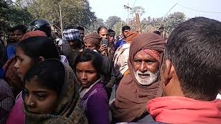 preview picture of video 'Rampur ke raste liye rod jam'