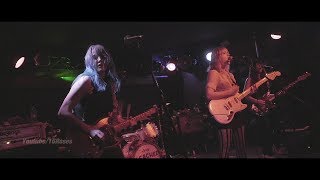 Bleached (live) &quot;Keep On Keepin&#39; On&quot; @Berlin July 01, 2017