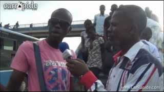 Traverser une autoroute à quelques pas des passerelles, c'est pas normal !