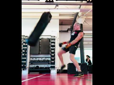 "自分を獣にした者は男であることの苦痛を取り除く"- ハンター・S・トンプソン