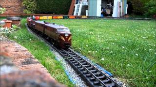 preview picture of video 'Train-spotting on the GWRR garden railway'
