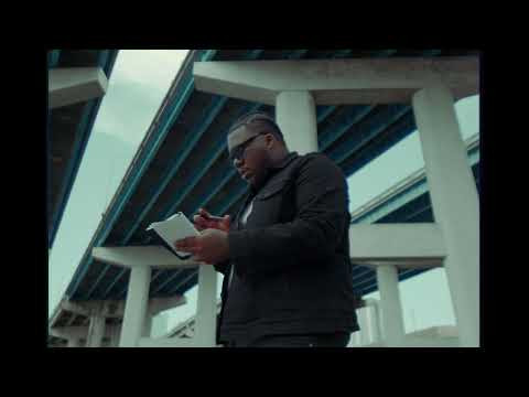 LATENIGHTJIGGY - CC (Official Visualizer)