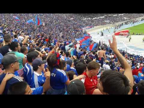 "Esta hinchada se merece un monumento / U de Chile vs Zorras / Los de Abajo 2017" Barra: Los de Abajo • Club: Universidad de Chile - La U