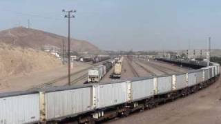 preview picture of video 'Barstow, CA at the East Side BNSF Yard'