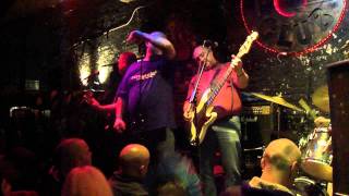 Argy Bargy-Read All About It