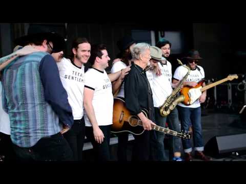 The Texas Gentlemen Perform "Me and Bobby McGee" with Kris Kristofferson in Dallas, TX