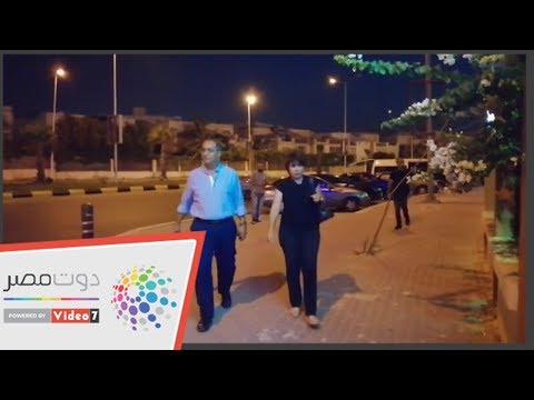 أنوشكا ومحمد رياض ودياب أول الحاضرين لـ عزاء والدة داليا مصطفى