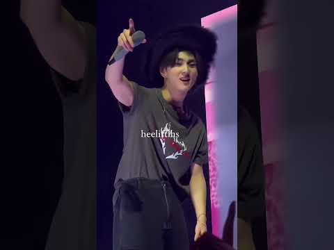 what is this behavior, jungwon? 😆 #jaywon #jay #jungwon #enhypen #kpop