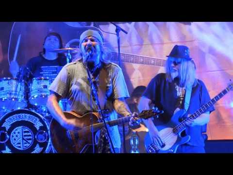 Sherman Noir  & The Highway Surfers  - The Light   - live in Berlin  2016