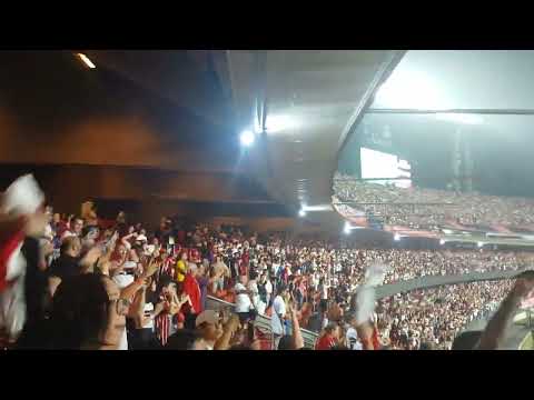 Comemoração da torcida no apito final do árbitro | São Paulo 2 x 0 San Lorenzo - Sul-Americana 2023